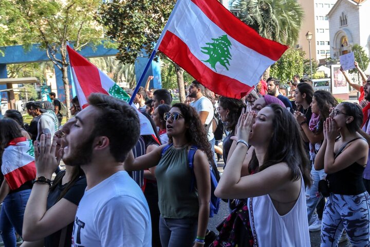 اقتصاد لبنان بر لبه پرتگاه