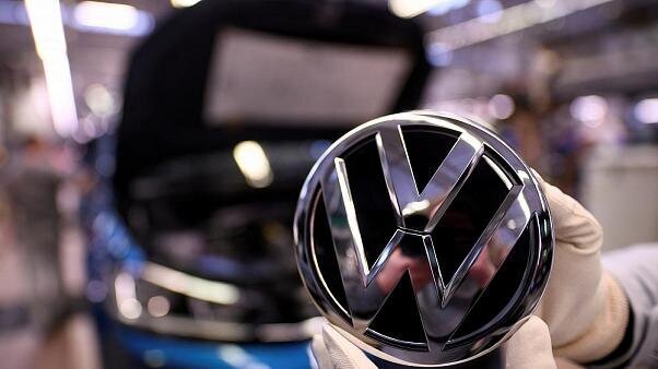 فولکس تبر به دست می گیرد/ تغییر راهبرد در خودروساز آلمانی
