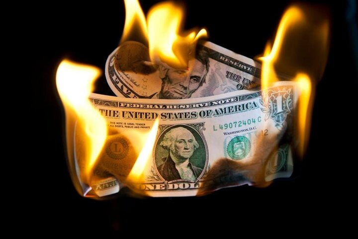 شورش جهانی علیه پادشاهی دلار
