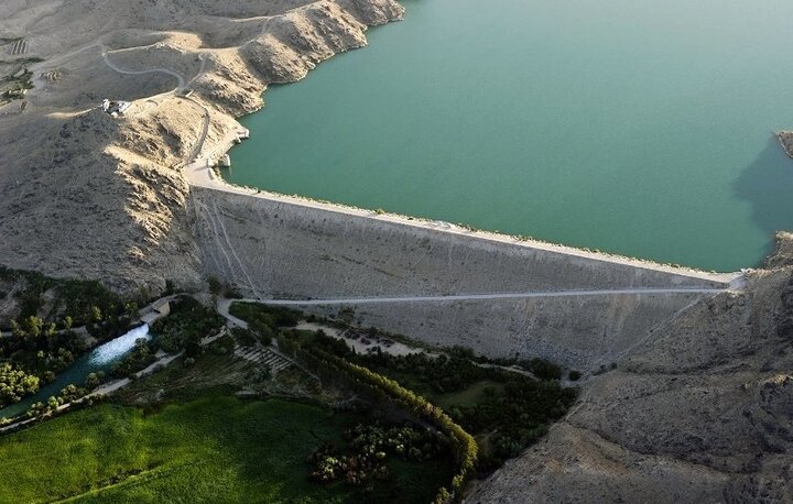 چگونه ایران با دست خود تالاب های هامون را خشک کرد