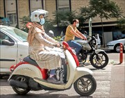 صدور گواهینامه موتور سیکلت برای بانوان ایرانی