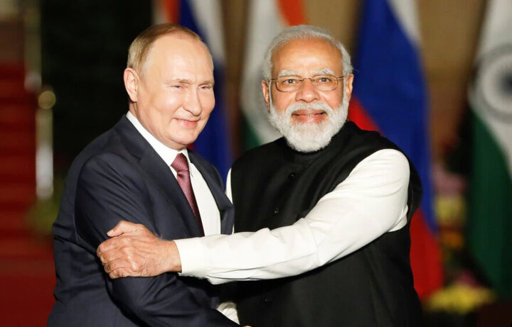 هند به کمک روسیه آمد