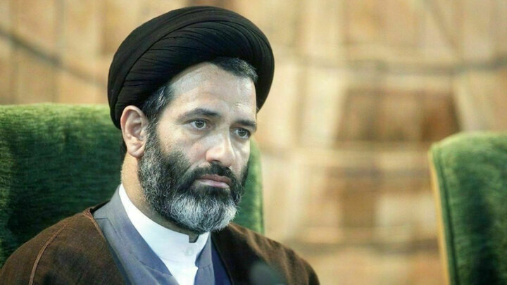 حسینی کیا: مجلس و نهادهای امنیتی باید به ابهام بزرگ در درآمدهای گمرکی کشور ورود کنند