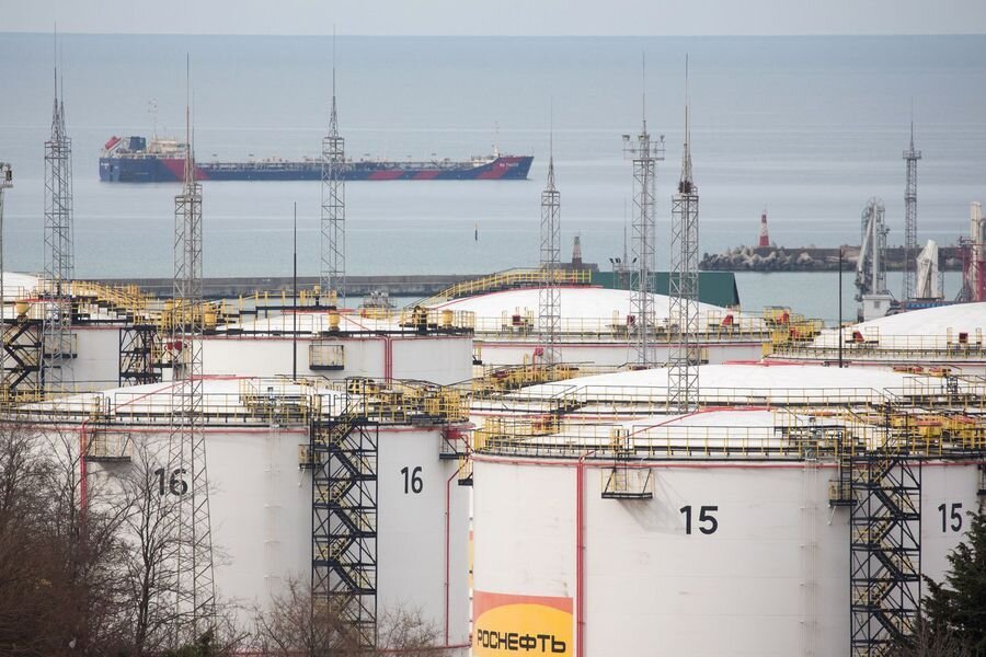چرا تحریم بخش نفت روسیه را زمین‌گیر نکرد؟