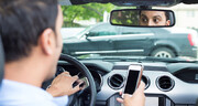 صدور ۲ جریمه برای صحبت با موبایل هنگام رانندگی