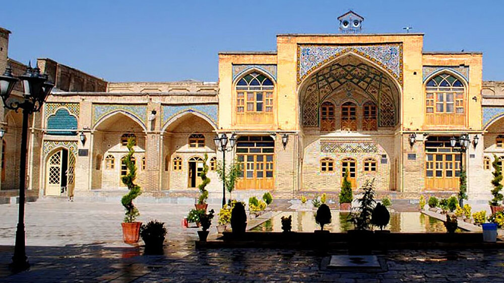 گزارش تصویری از کسانیکه بخش تاریخی کرمانشاه را نابود می کنند