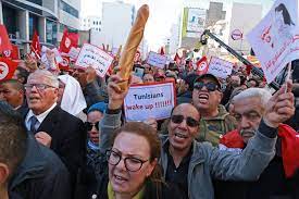 تونس در آستانه یک انفجار اقتصادی و اجتماعی است