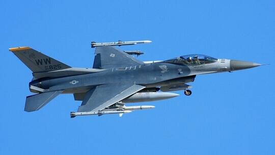 هلند، به اوکراین جنگنده‌های F-16 می دهیم
