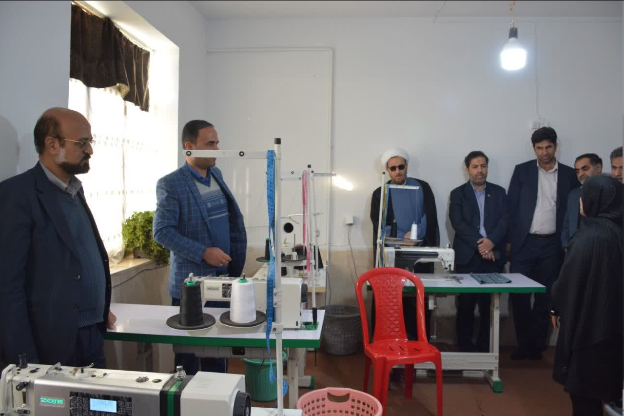 افتتاح ۴ طرح اشتغالزایی صندوق کارآفرینی امید در شهربابک