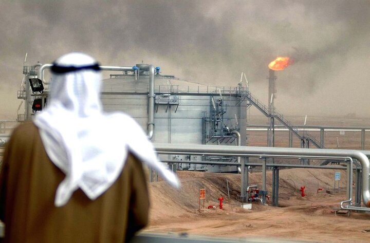  وابستگی اقتصاد سعودی به پول نفت 