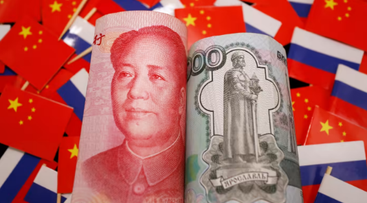 جنگ یوان و دلار در بازارهای روسیه  