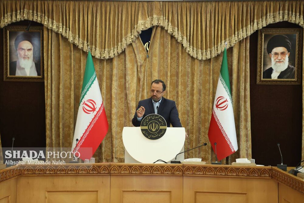 نقدینگی در هیچ دوره‌ای تا این اندازه تحت کنترل دولت نبوده است / هراس افکنی درباره تورم درست نیست