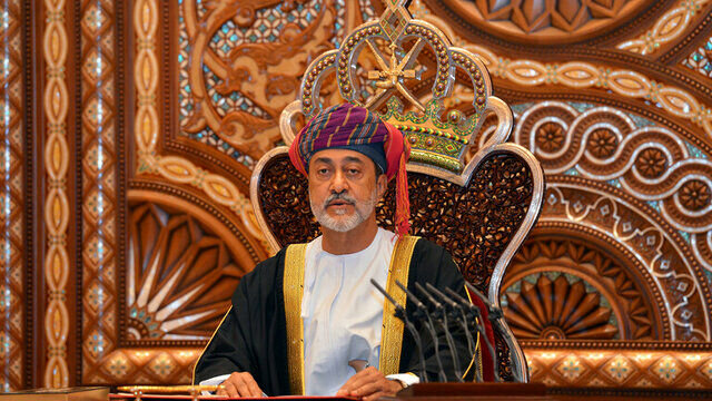 سلطانِ کم سفرِ عمان در راه تهران! سلطانِ کم سفرِ عمان در راه تهران!