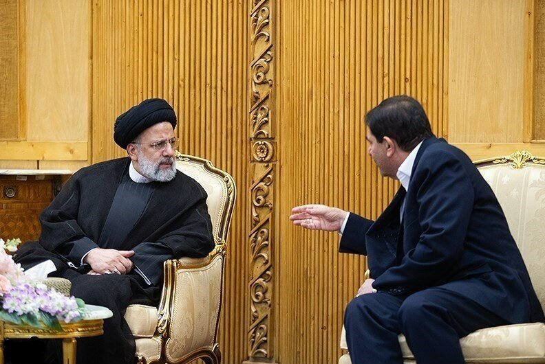 تردستی دولت در ناکارآمدسازی خودروسازان، مدیریت بدون سهامداری!