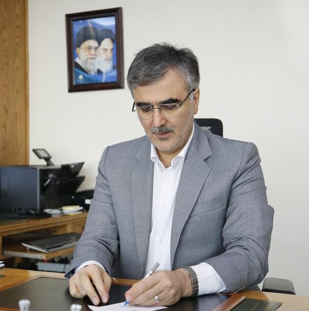 بازگشت ثبات به اقتصاد و بهبود شاخص های اقتصاد کلان دو رویکرد اصلی بانک مرکزی بازگشت ثبات به اقتصاد و بهبود شاخص های اقتصاد کلان دو رویکرد اصلی بانک مرکزی