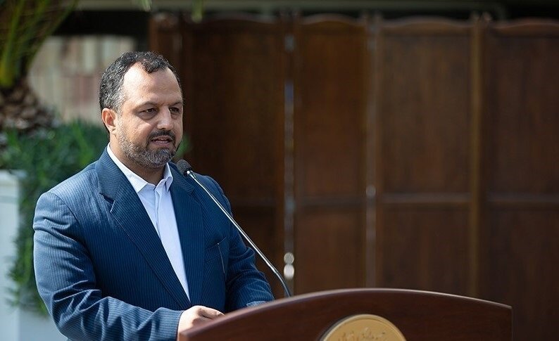 خاندوزی: از تله رشد اقتصادی پایین و سرمایه‌گذاری صفر خارج شدیم