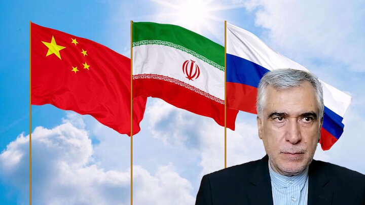 تحلیل ظهره وند از اتحاد 3 ستونی ایران، روسیه و چین با تاکید بر سردرگمی سیاست خارجی ایران
