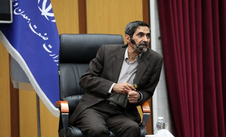 "توهم دانایی" نسبت به صنعت و بازار خودرو در دولت و شورای رقابت "توهم دانایی" نسبت به صنعت و بازار خودرو در دولت و شورای رقابت