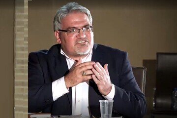 ارز ترجیحی؛ شلیک تیر خلاص بر تولید و رقابت ارز ترجیحی؛ شلیک تیر خلاص بر تولید و رقابت