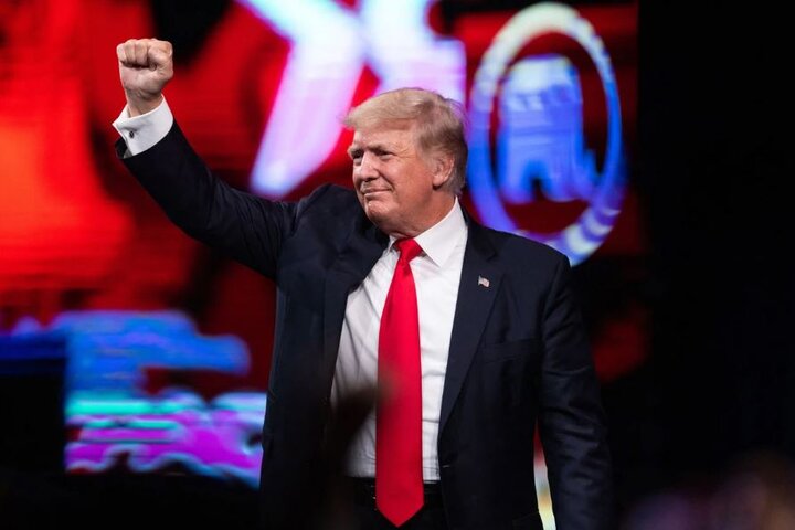 ترامپ در حال بازگشت؟ ترامپ در حال بازگشت؟