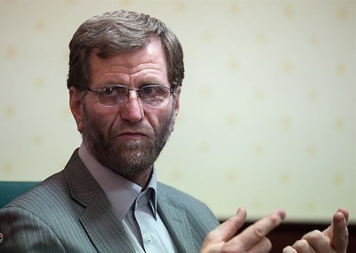 مدیران دولت مانع طی شدن روند عادی خصوصی سازی در صنعت خودروسازی می شوند