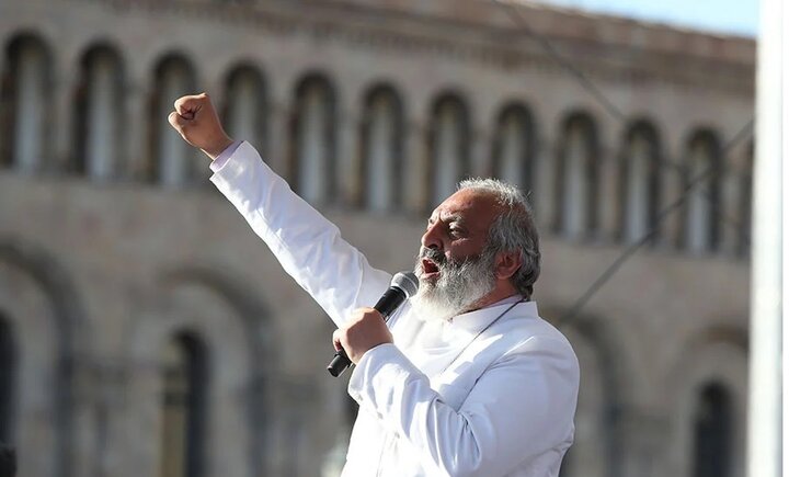 آیا انقلابی شبیه ایران در ارمنستان در حال شکلگیری است؟ آیا انقلابی شبیه ایران در ارمنستان در حال شکلگیری است؟