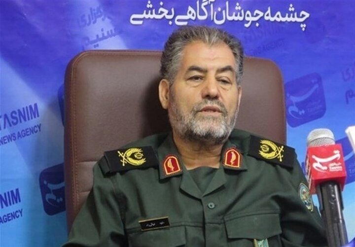 سردار غیاثی راد: شهدا پیش قراولان عرصه خدمت به میهن و مردم هستند | حقیقتا میتوان شهدا را مصداق بارز "خادمان جمهور" دانست
 سردار غیاثی راد: شهدا پیش قراولان عرصه خدمت به میهن و مردم هستند | حقیقتا میتوان شهدا را مصداق بارز "خادمان جمهور" دانست