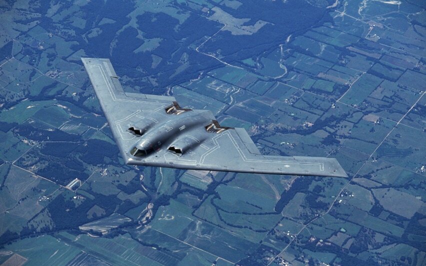 سقوط افسانه بمب‌افکن B-2 آمریکا در هاوایی!
