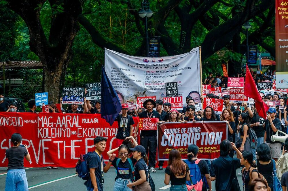 چرا بحران سیاسی فیلیپین هنوز به سقوط دولت منجر نشده است؟