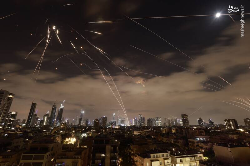 استقرار ناو، بمبافکن و پدافند؛ ترامپ تا کجا پیش خواهد رفت؟