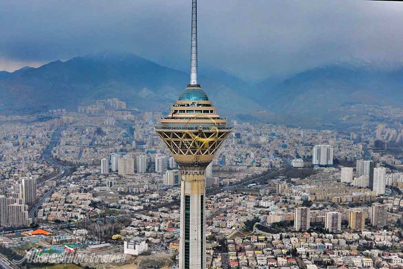 جستاری در معضلات مدنیت مدرن در ایران